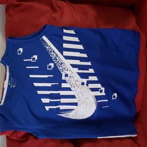 Boys Nike sleeveless shirt